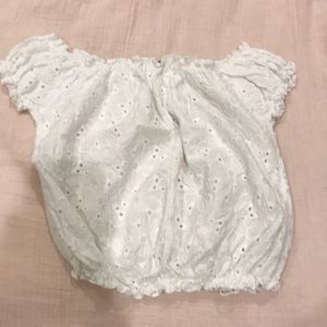 Off shoulder brandy Melville top!